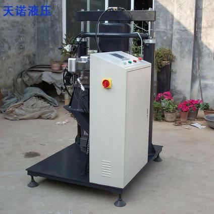 自動打膠機(jī)分別配置多頭跟單頭的原因